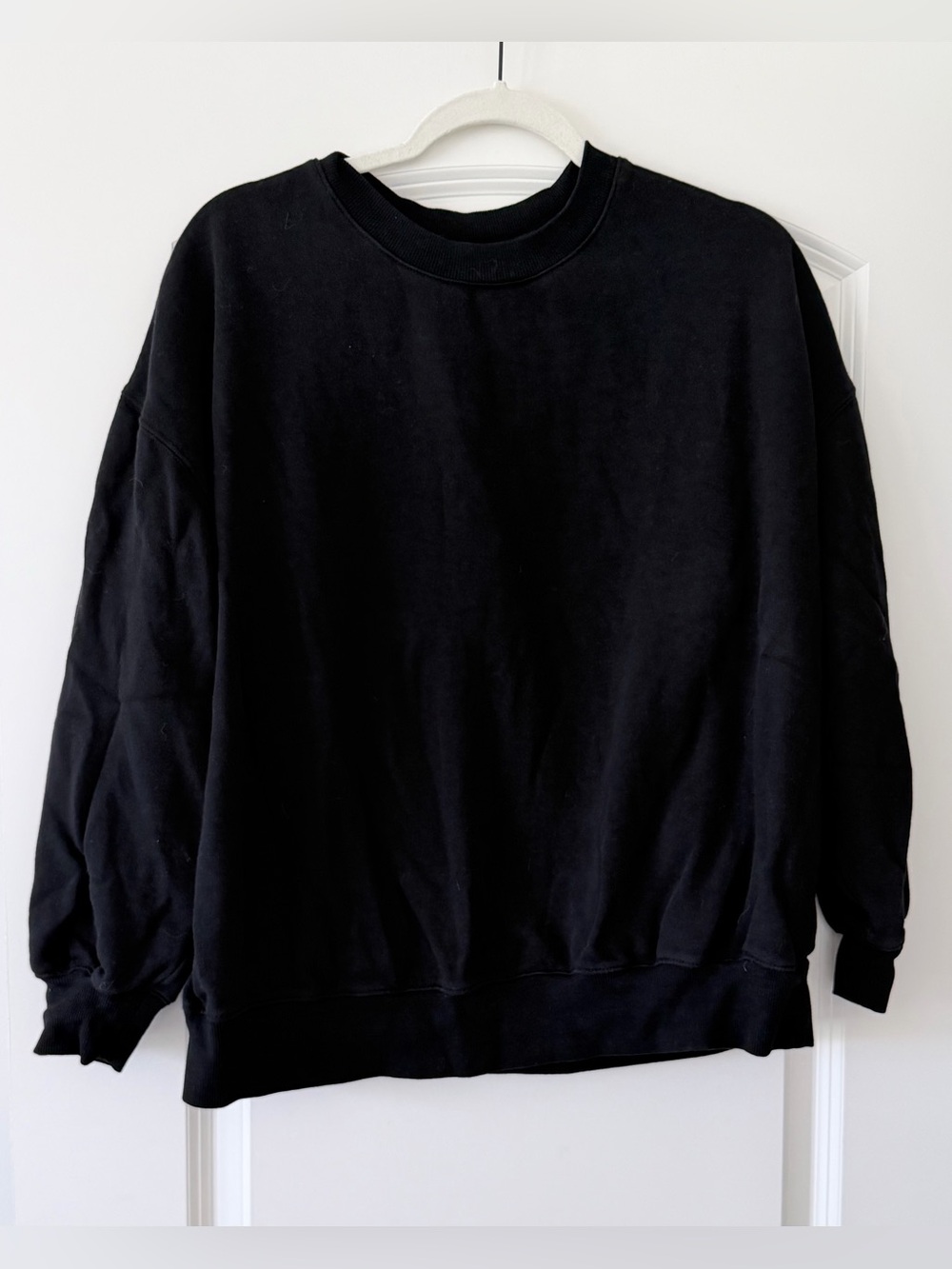 Old Navy Black Pullover Sweatshirt Tunic Length